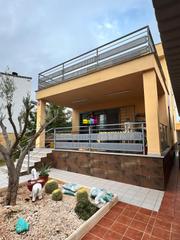 Xalet a Pobla Tornesa (la). Casa unifamiliar en la pobla tornesa