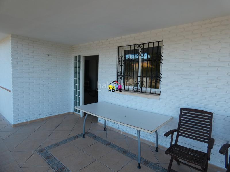 Foto 1299e0b7-9600-4f68-a9e8-8b1633940850. Casa bifamiliare con camino parcheggio in Benicàssim Golf Benicasim / Benicàssim