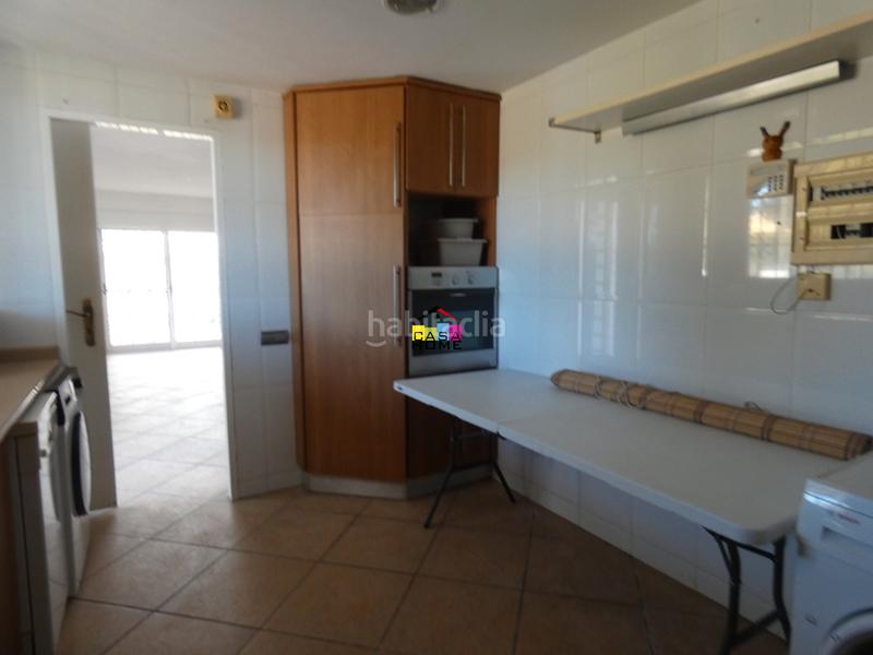 Foto b4768c79-044e-4574-b6c7-8efd65c95182. Casa bifamiliare con camino parcheggio in Benicàssim Golf Benicasim / Benicàssim