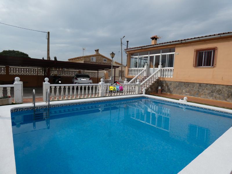 Foto 688c2e6b-a01d-4236-b148-668ca3cef57d. Chalet mit kamin parking pool in El Grao Castellón de la Plana