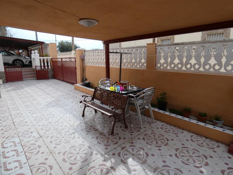 Foto 72933ff8-f881-4ae9-9c33-79067f06ee2a. Chalet mit kamin parking pool in El Grao Castellón de la Plana