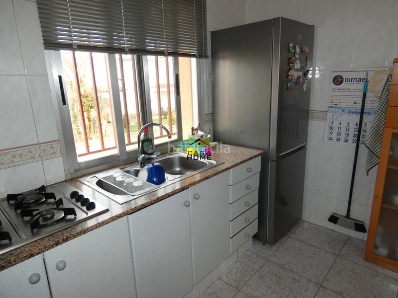 Foto a5f64242-78e6-4db0-9ffa-8416bb709a73. Chalet mit kamin parking pool in El Grao Castellón de la Plana