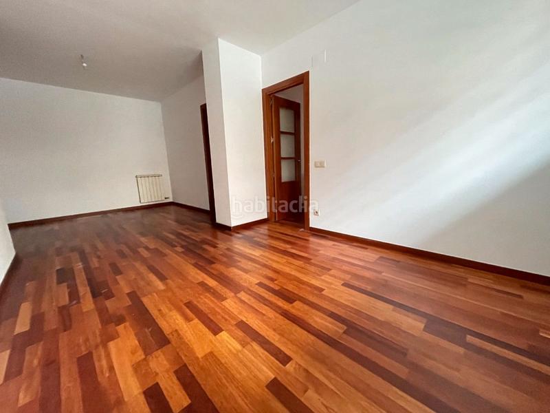 Foto d48e13a5-021e-4c68-a693-195f62df5c86. Appartamento con riscaldamento in Font Verda Granollers