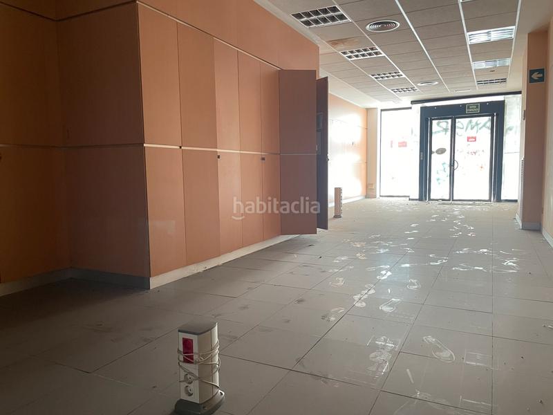 Foto 821224fa-9d50-41ba-8a8d-e0912e4b8446. Local comercial en Centre Ripollet