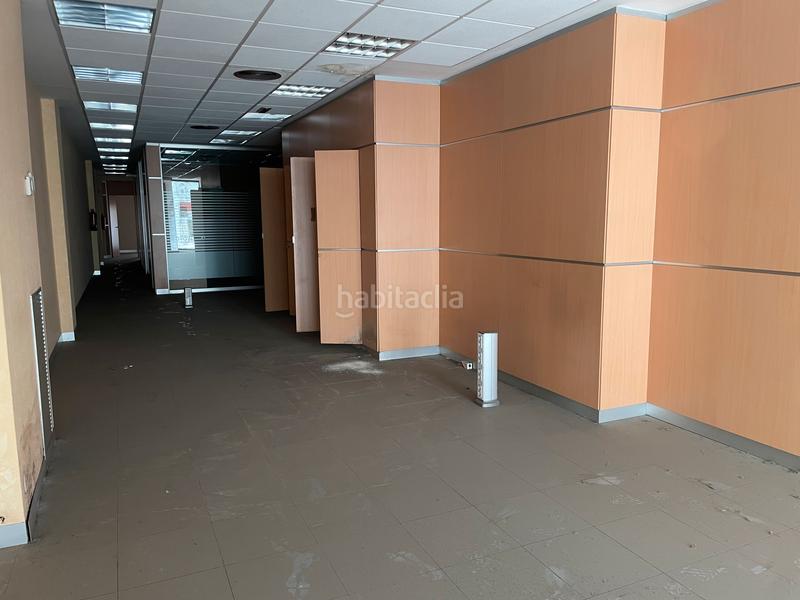 Foto c81b19d2-53a4-4255-8f58-769e24d77970. Local commercial avec chauffage dans Centre Ripollet