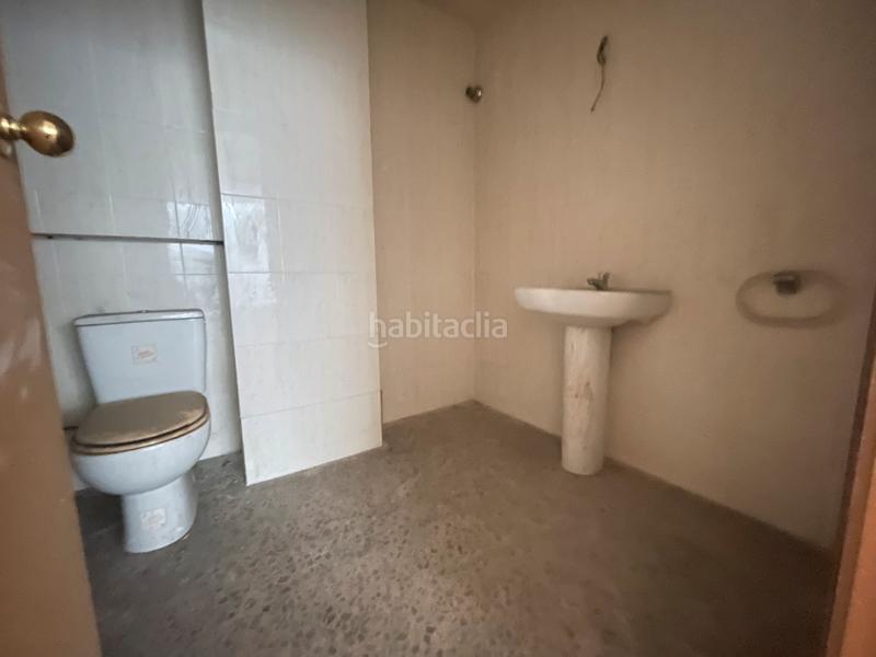 Foto abbb8aef-5ff4-410b-bb70-bf0df2561d21. Local comercial en carrer de ramon dagà 15 local en venda c/ramon daga en Granollers