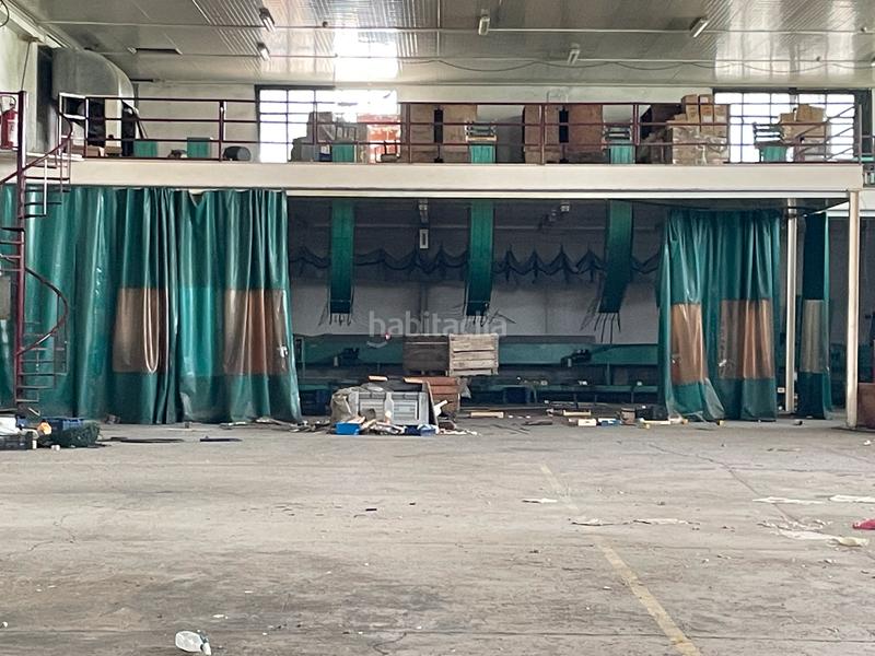 Foto 69c4bd42-a400-4742-a101-c28cbacc8bf1. Capannone industriale in partida grealo 39 in Partides Rurals Lleida