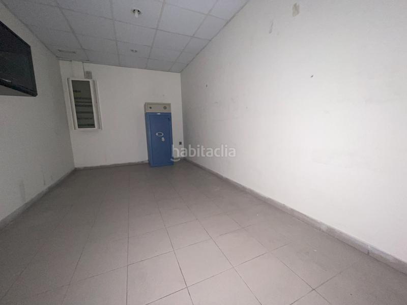Foto 6f0f61e7-cb5c-4557-a406-d8338a23ecb6. Local comercial local en venda carrer independencia en Terrassa