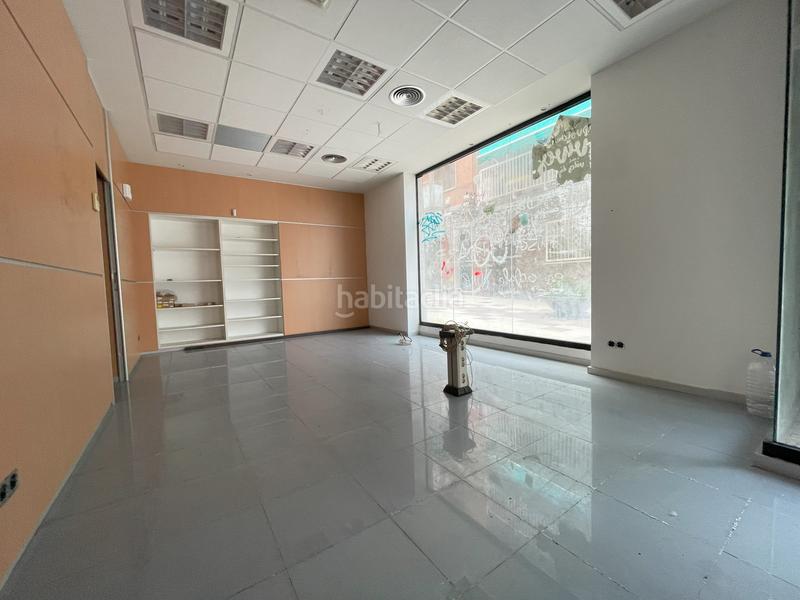 Foto 6020bd5b-9cee-4da8-b7e0-343e395118f4. Local comercial en carrer de lleida 3 local esquinero en venta c/lleida sant joan despi en Sant Joan Despí
