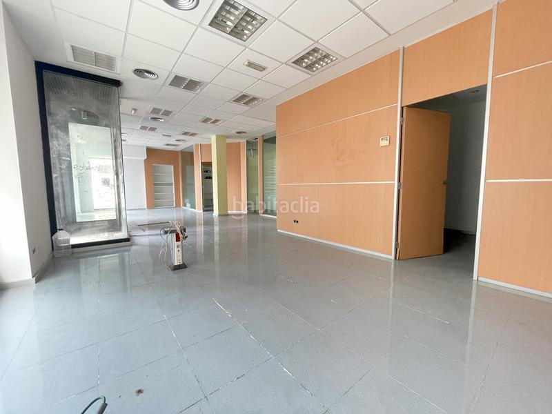 Foto 8aa76d65-893b-4a80-878d-0b51008852e1. Local comercial en carrer de lleida 3 local esquinero en venta c/lleida sant joan despi en Sant Joan Despí