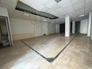 Local Comercial a Carrer d'arimon 2. Local en venda c/arimon de sabadell
