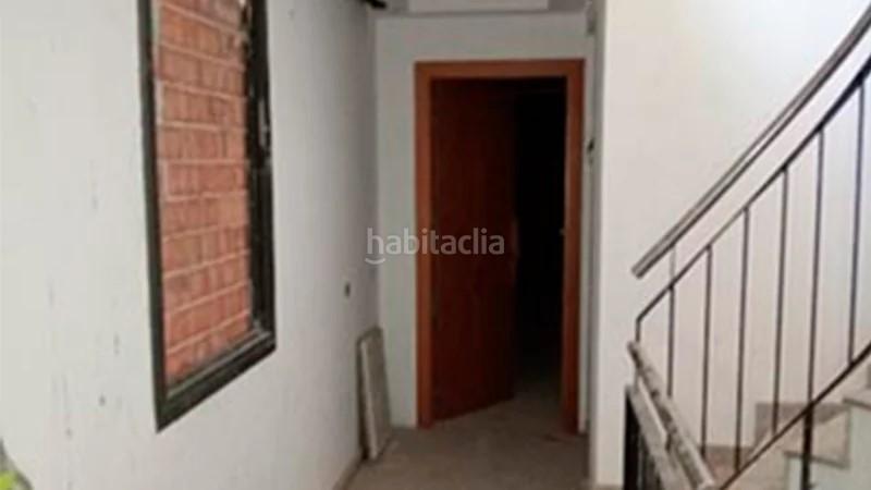 Foto fe1a38a4-75b4-4def-89f8-57566c8cf4a0. Terreno residencial en carrer de la lleialtat 27 obra parada en venda en calle lleialtat en Esplugues de Llobregat
