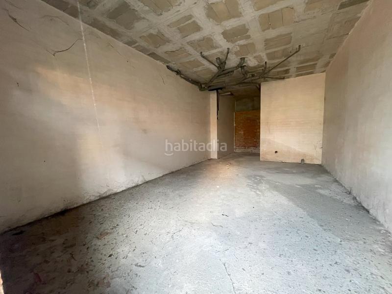 Foto b768b686-1a18-4322-acbb-f1f5d4c6da2a. Locale commerciale in carrer sant ignasi 31 in Mas Rampinyo - Montcada Nova - Carrerada Montcada i Reixac