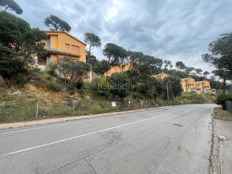 Foto 6906225b-2f19-476b-b9ec-91c542f40cb5. Terreno residencial obra parada en avinguda can massuet en Dosrius