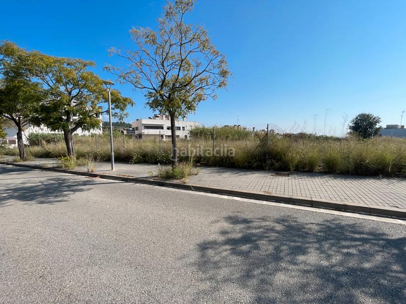 Foto d680d937-4db3-4071-9231-a43d9a1ef16c. Wohngrundstück in carrer dels rabassaires 14 in Vallveric Mataró