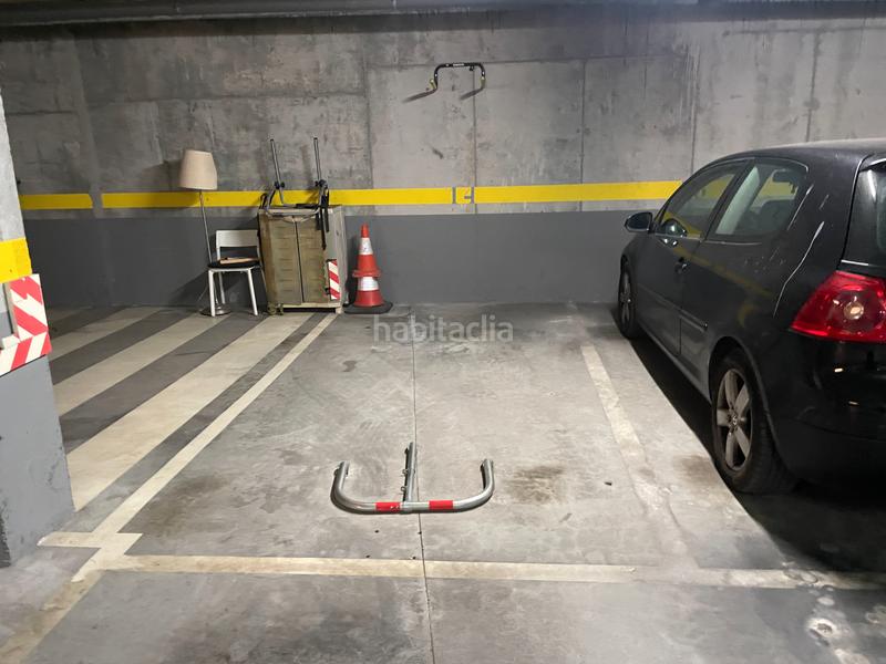 Foto 7e6b0226-a997-4bee-897a-2e70fc365f1d. Parking voiture dans Vallveric Mataró