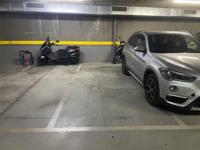Foto be2bf744-1743-49c6-b956-69e8d0e2d555. Parking voiture dans Vallveric Mataró