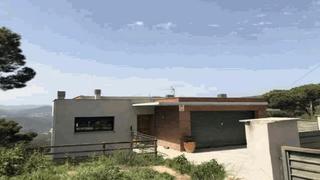 Reihenhaus  Carrer tarragó. Casa adosada okupada en venta en c/tarrago l'ametlla del valles