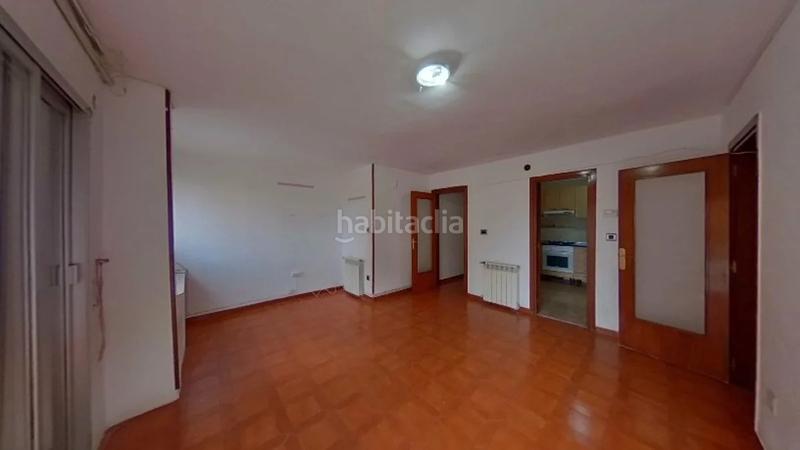 Foto 398660ff-3f01-4f3b-86cc-a7462d357265. Flat with heating in La Romànica Barberà del Vallès