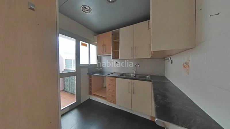 Foto 41dacea2-5025-4487-a1f5-6d5347c9598b. Flat with heating in La Romànica Barberà del Vallès