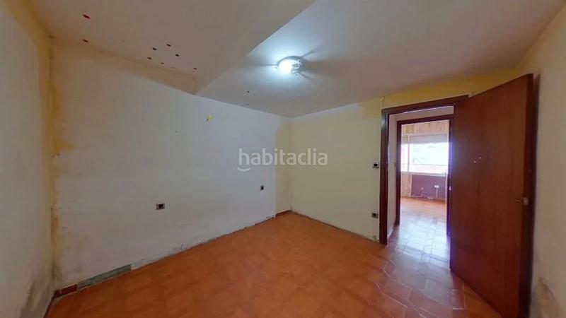 Foto ff28f3ef-f5b0-4676-83f1-4d1db4a85663. Flat with heating in La Romànica Barberà del Vallès