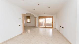 Piso  Carrer indústria. Piso okupado en venta en c/industria de canovellas