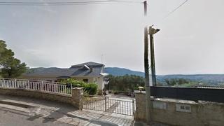 Casa  Carrer de la llicorella. Casa okupada en venta en c/licorella de castellar del valles