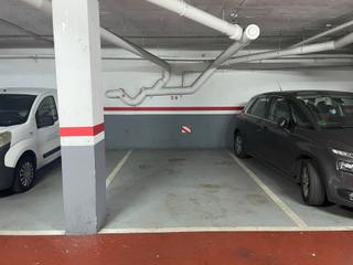 Parking coche  Carrer del pla de baix. Conjunto de 7 plazas de parquing en venta en c/pla de baix de gr