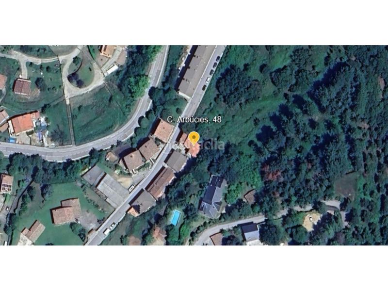Foto f92bf2ff-6d34-4fe8-876e-4e6631b31645. Terreno residencial en carrer arbúcies 7 solar edificable edificio plurifamiliar- edificio pluri hpo - 4 parcelas unif en Viladrau