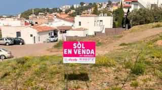 Wohngrundstück in Carrer les esplanes 3p. Suelo urbano en venta en sector les esplanes de llança