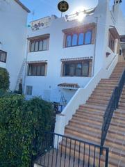 Édifice à Benahavís pueblo. Edificio en benahavis