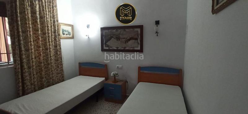 Foto 7951d5bc-150a-46c8-9301-d702cddbdf90. Chalet  en crta granada en San Ildefonso - Catedral Jaén