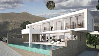 Xalet a Istán. Villa en marbella este
