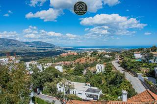 Terrain résidentiel à Santa María. Parcela en marbella este