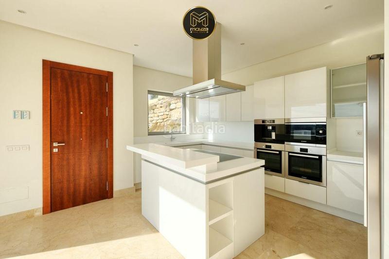 Foto 5fd21627-0ff5-4184-b9b7-9c54a16f7dc7. Chalet villa en benahavis en los arqueros - puerto del almendro Benahavís