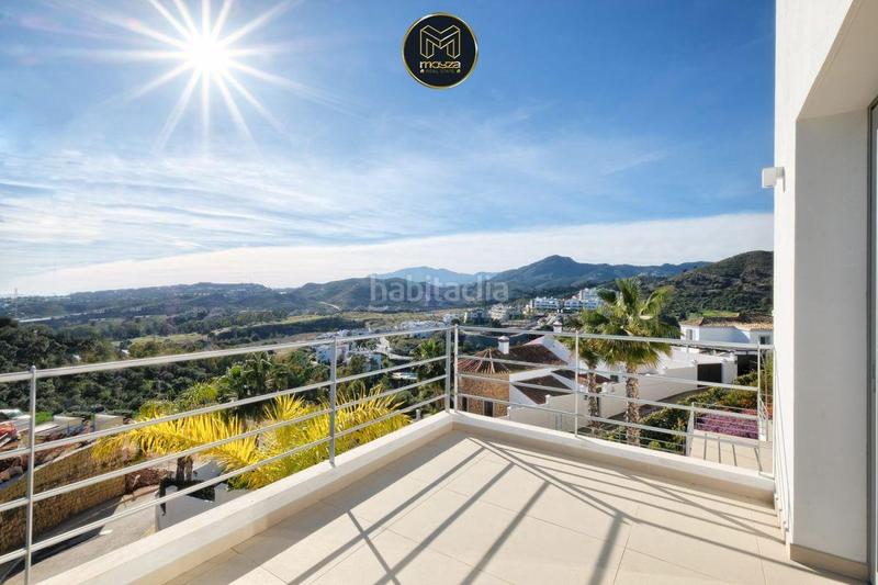 Foto 607e7781-dd70-40fb-b22e-e995ed95bcf6. Chalet villa en benahavis en los arqueros - puerto del almendro Benahavís