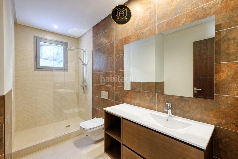 Foto f4a4f11a-1090-4278-aa5c-20489c836a9a. Chalet villa en benahavis en los arqueros - puerto del almendro Benahavís