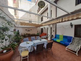 Pis a Ctra. Circunvalación - La Magdalena. Piso en el centro