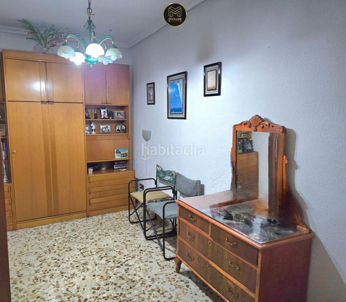 Foto 3e6a1834-415b-44c5-8fa9-7f992b3fb6fa. Casa amb aparcament a Santa Isabel Jaén