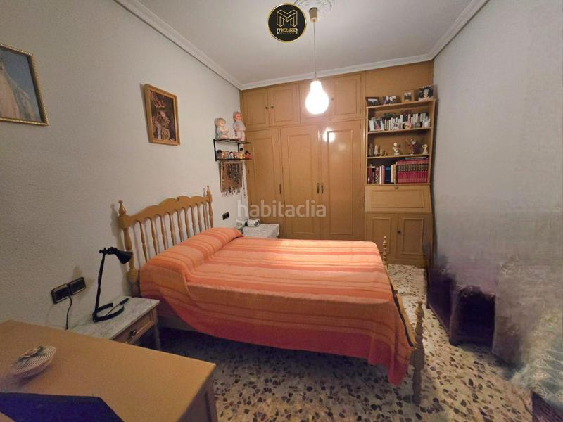 Foto fc5f583f-14bd-4dd9-a712-77d70540f433. Casa amb aparcament a Santa Isabel Jaén