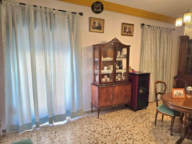 Foto ffb2622e-4dca-4e39-a7d5-4a12cc29c166. Casa amb aparcament a Santa Isabel Jaén