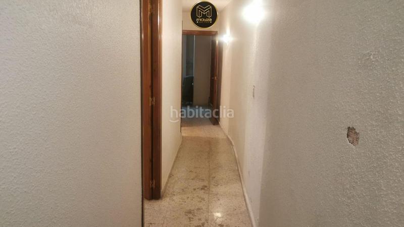 Foto 0a7e3204-cdb2-4af4-aa83-c5e125cd57fc. Piso zona millan de priego en Ctra. Circunvalación - La Magdalena Jaén