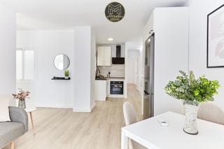 Etagenwohnung in San Bartolomé - Millán de Priego. Piso en zona millan de priego