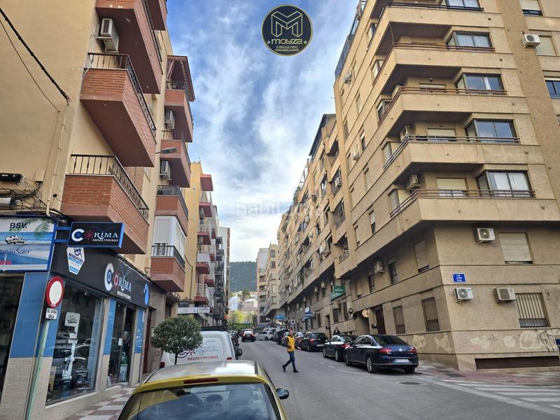 Foto 74528a21-2e64-46c3-b973-8a180a3621a5. Parking coche garaje o local en el bulevar en Peñamefecit - Avda Barcelona Jaén