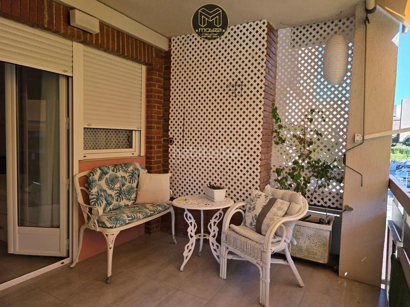 Foto 412b38a3-823d-4a58-b4ef-9c9324852051. Rent flat with pool in Hospital Jaén