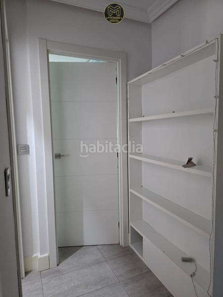 Foto 7d4b0e7a-fa6d-4234-9229-591d7eea11bb. Rent flat with pool in Hospital Jaén
