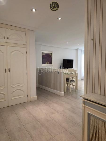 Foto ca376be3-9f26-4815-95fa-9674f7e0ceda. Rent flat with pool in Hospital Jaén