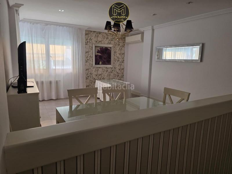 Foto f4aae044-0d22-4cfd-a572-f1fe1e98c6f9. Rent flat with pool in Hospital Jaén