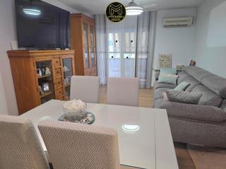 Etagenwohnung in Renfe - Bulevar 1ª y 2ª Fase. Piso en el bulevar