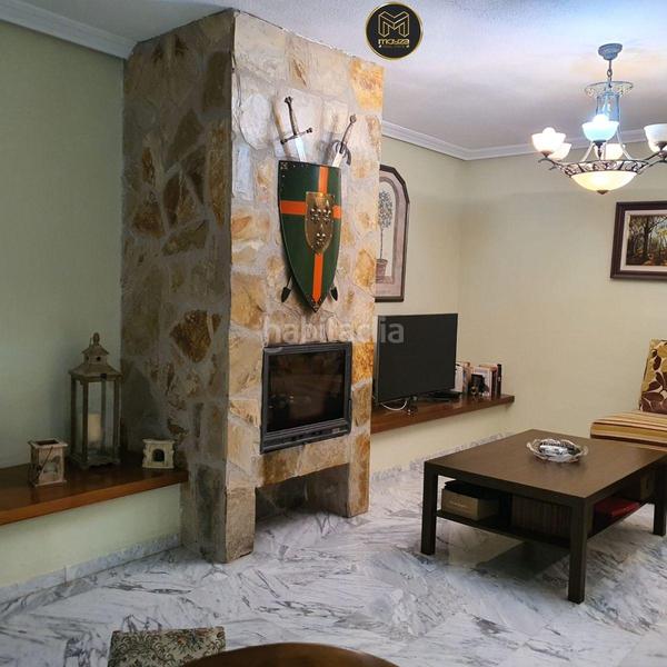 Foto b0d07053-5bf1-4f22-a942-7a1d014dcd62. Chalet zona urbanización azahar en Valdeastillas - Fuentezuelas Jaén